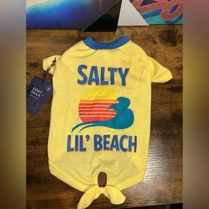 Coat & Tails Dog Apparel Salty Lil Beach Tied Graphic Short
Sleeve Tee New Nwt M
